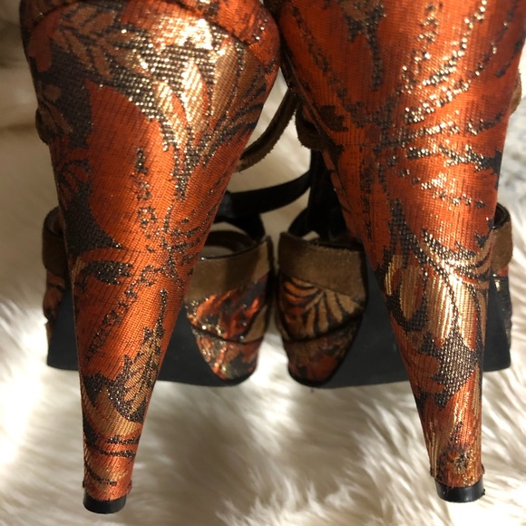 Vintage Miu Miu Orange Brocade Suede Heels Sz 39 - Picture 6 of 7